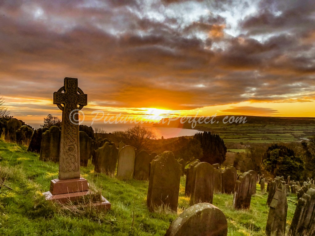 RHB sunrise with Gravestones3