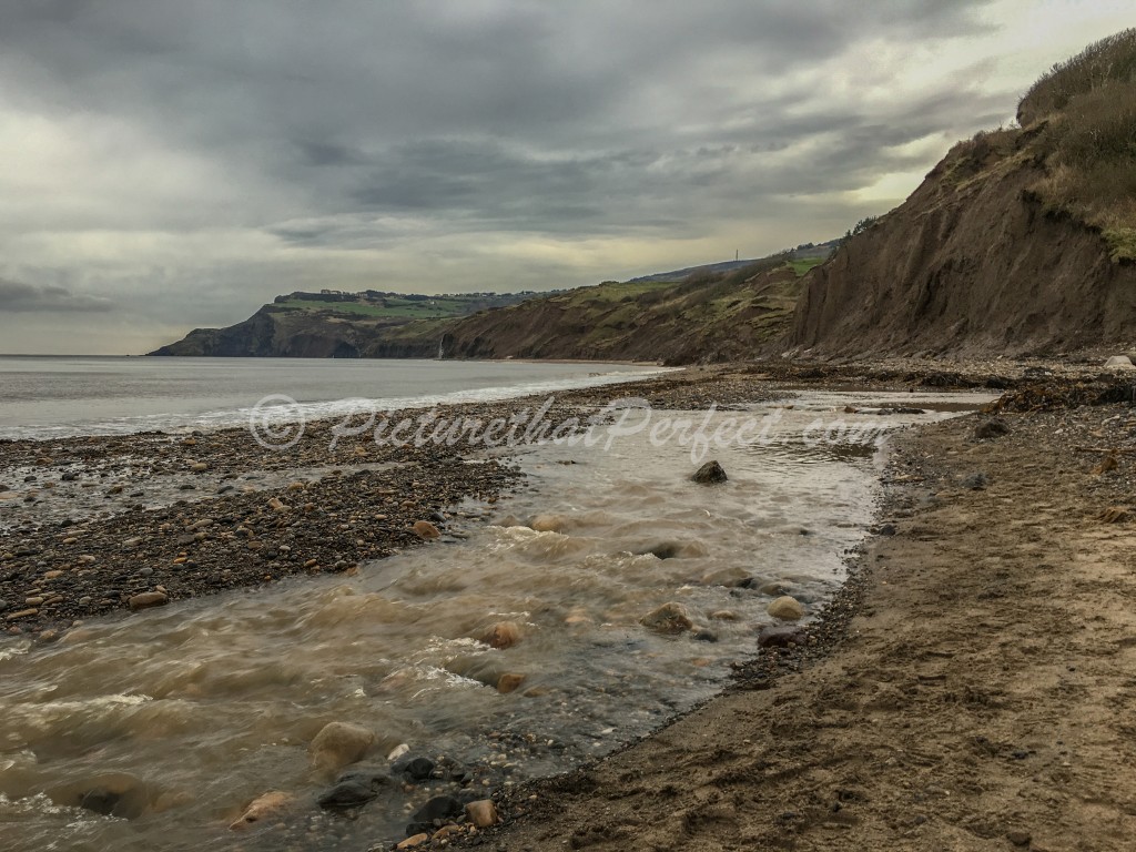 Stream Beach Boggle Hole