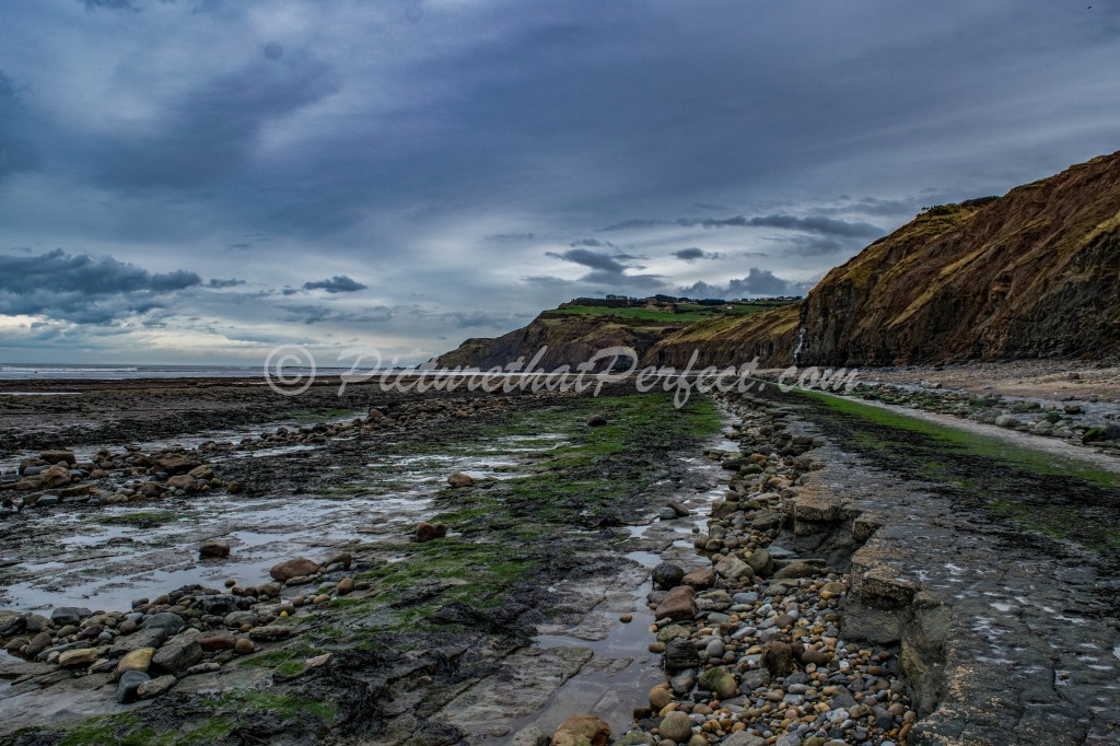 Robinhoods bay beach