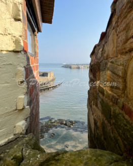 Staithes Bay Portrait1